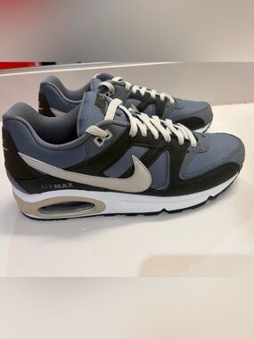 Nike Men's Air Max Grey, Black & White Low-Top Sneakers